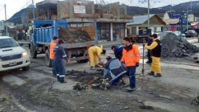Trabajos de reparaci�n de calles en diferentes sectores de Ushuaia