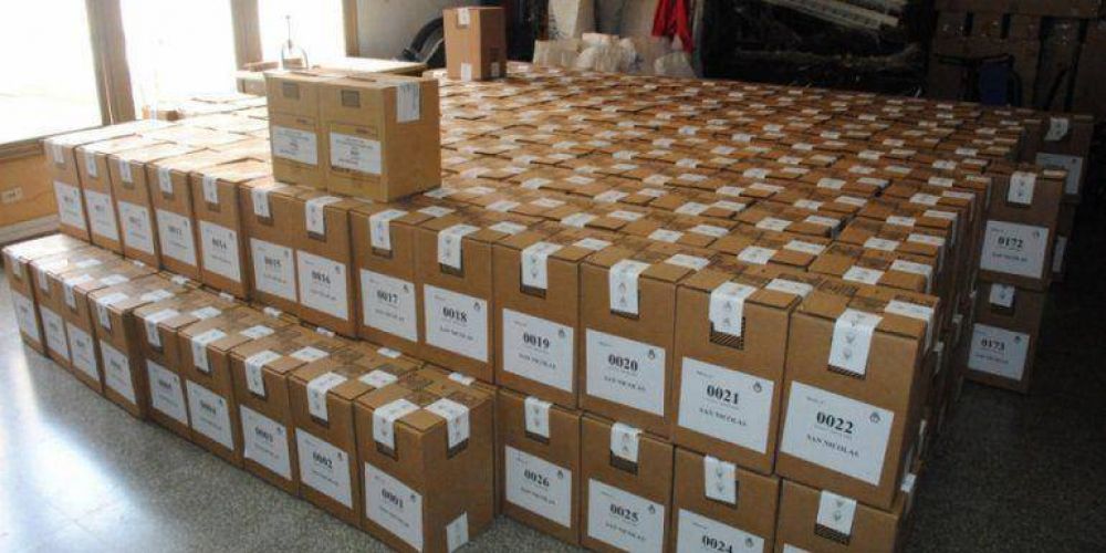 Las urnas pesar�n m�s de diez kilos