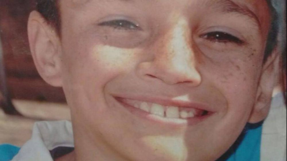 Apareci� muerto el chico que cay� al arroyo Gar�n