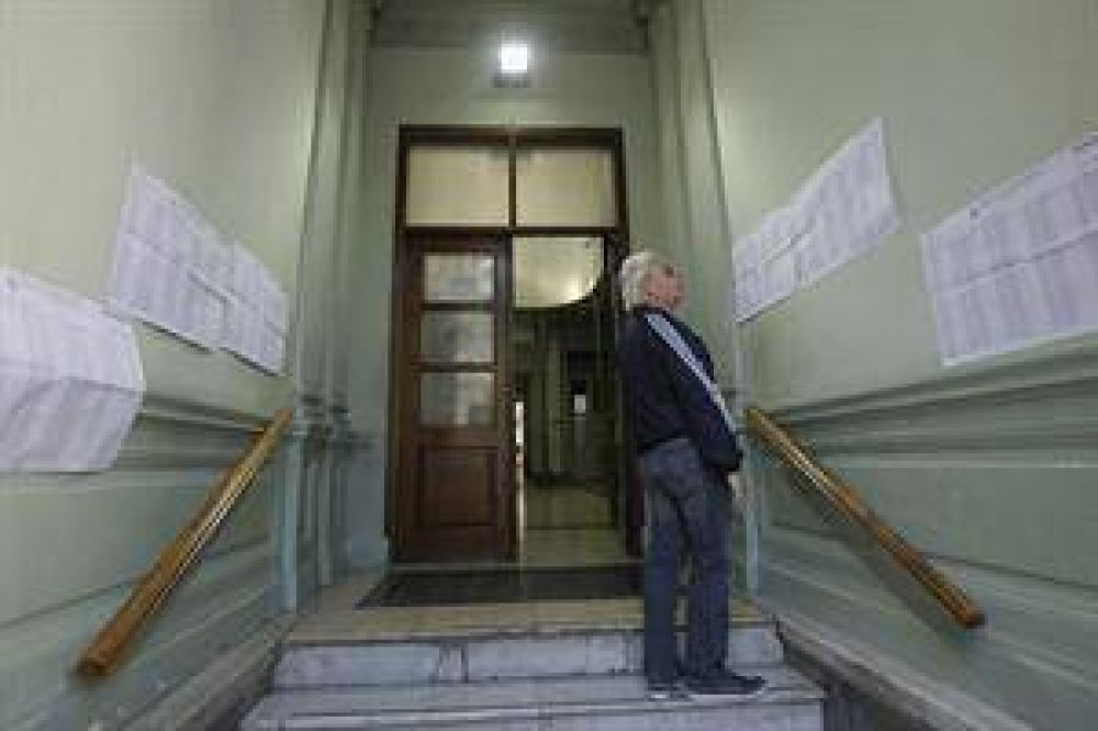 El Gobierno esquiva el reclamo por la lentitud en la difusi�n de datos