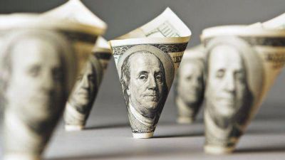 D�lar ahorro: en la semana previa a las PASO se vendieron u$s 379 millones