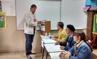 Vot� el Intendente Oscar Luciani