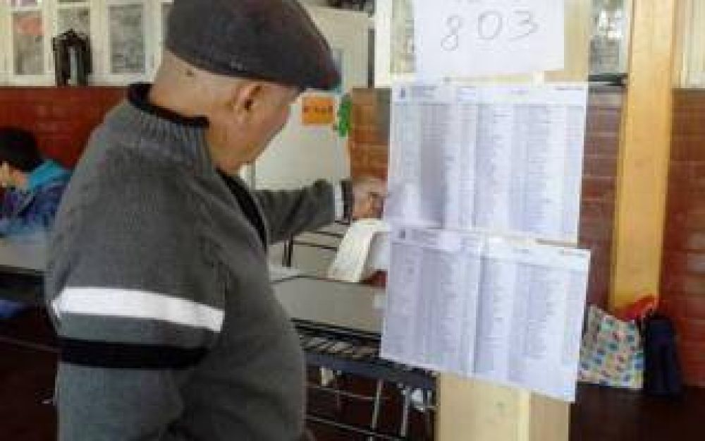 Elecciones: Modifican m�s sedes de votaci�n en distritos afectados por el temporal