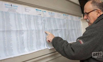 Abrieron todas las mesas y en Mar del Plata ya vot� el 30 por ciento del padr�n