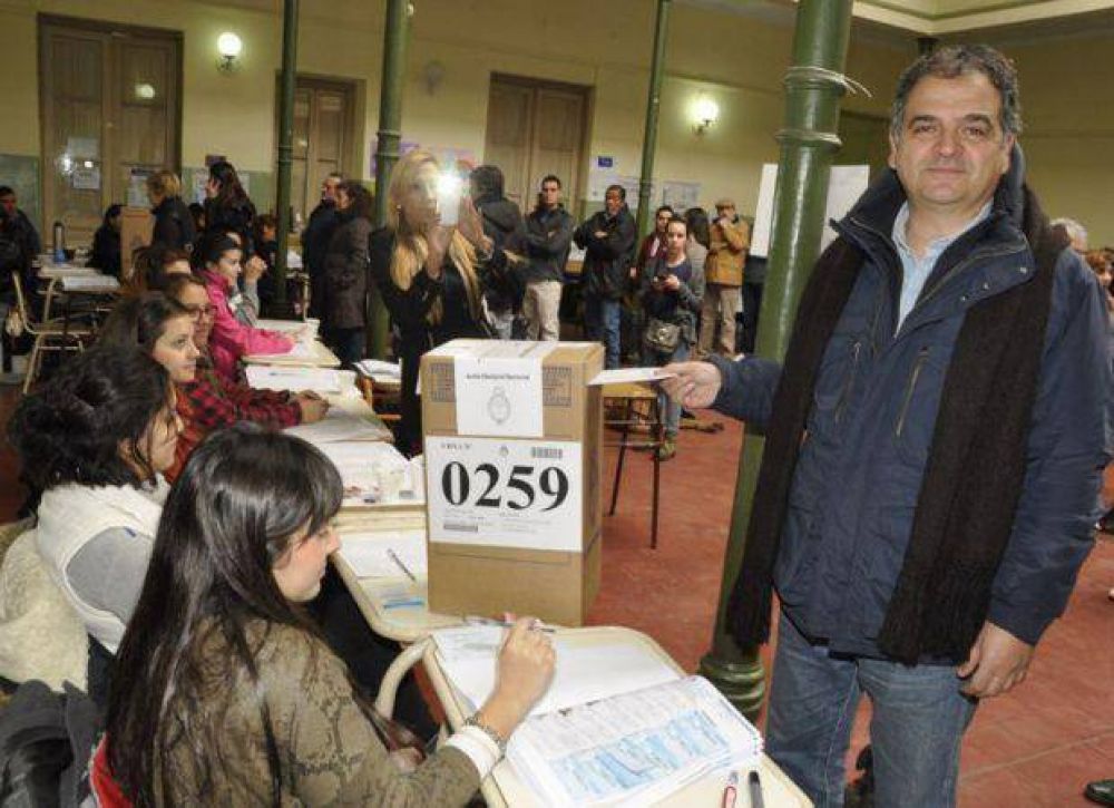 Salino: �Este es un d�a muy significativo para la democracia�