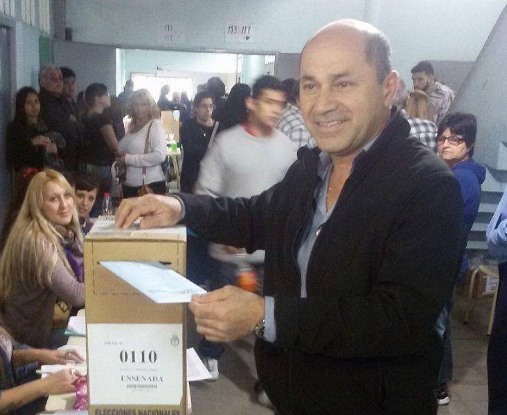 Mario Secco: Hoy es un da en el que se hace patria votando