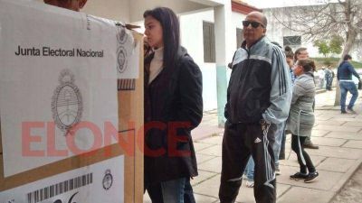 Cerr� el horario de votaci�n: Los c�mputos oficiales, desde las 22