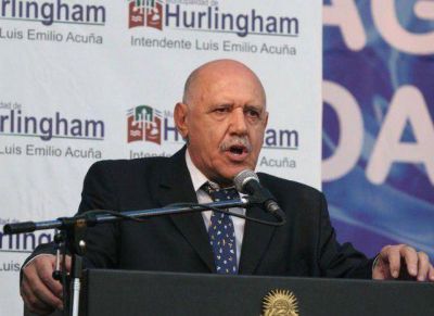 Derrota de Lu�s Acu�a