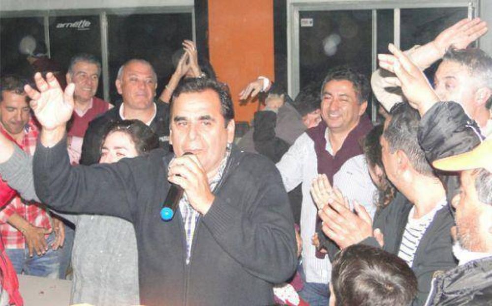 Jos� Molina se adjudic� la victoria en la interna del FPV