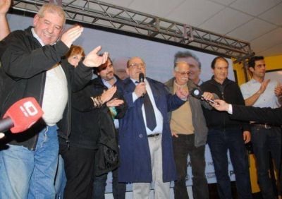 Arroyo: �Vamos a desalojar a quienes han enga�ado permanentemente a la opini�n p�blica�