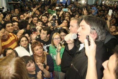 M�ximo festej� el triunfo en Santa Cruz y la ventaja sobre Macri y Massa