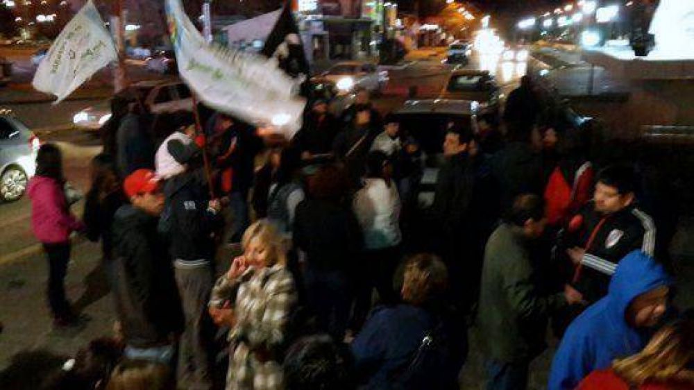 Amplio triunfo del FVS en Caleta Olivia; caravana de la militancia