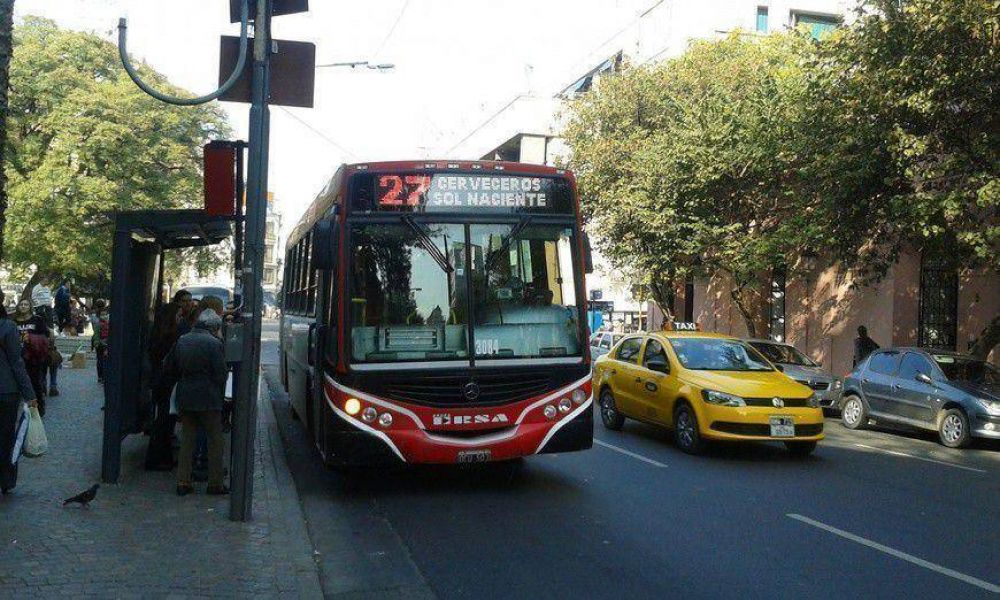 Choferes de UTA reclaman por Ganancias y el SAC
