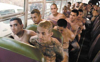 La clase pol�tica de El Salvador ve 