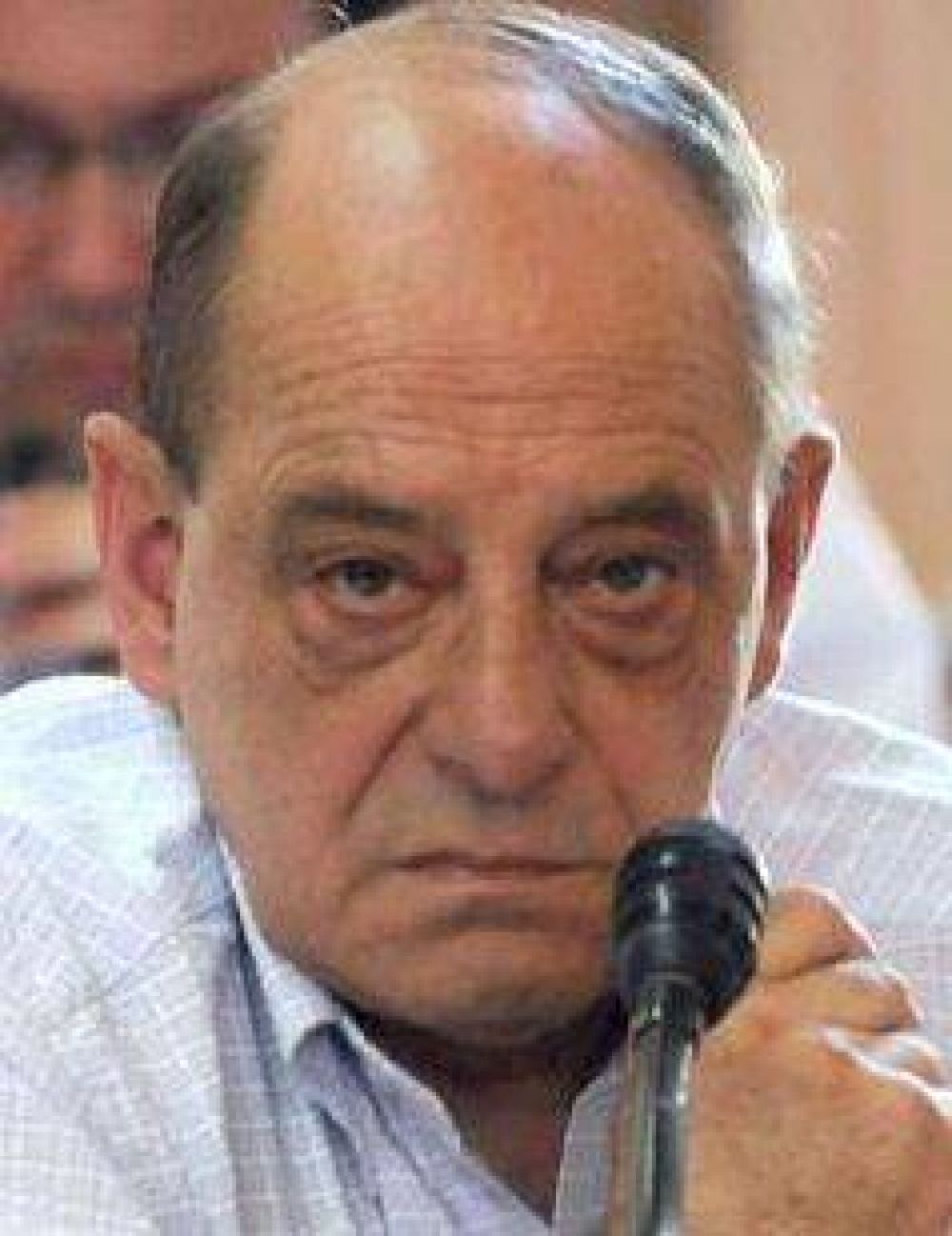 La oposici�n fue incentivada y Arroyo no desaprovech� el r�dito