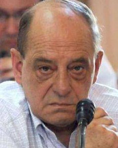 La oposici�n fue incentivada y Arroyo no desaprovech� el r�dito