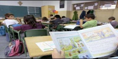 Espa�a: El Obispado de Santander muestra su desacuerdo ante la reducci�n de la clase de religi�n