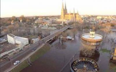Inundaci�n en Luj�n: El r�o super� los 5 metros