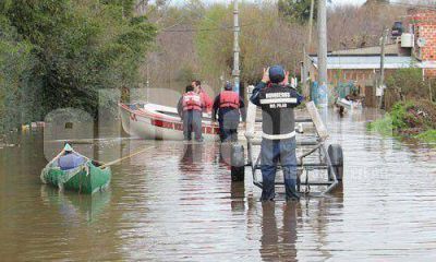 El agua no da respiro para los que a�n siguen evacuados