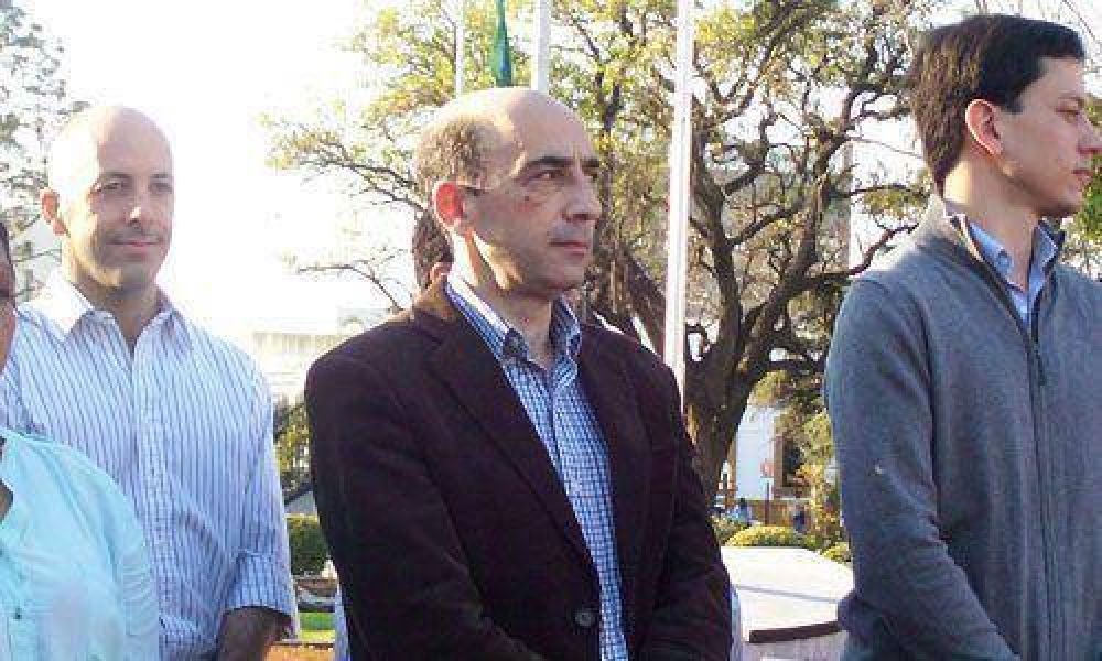 El massismo apunta a sumar para octubre