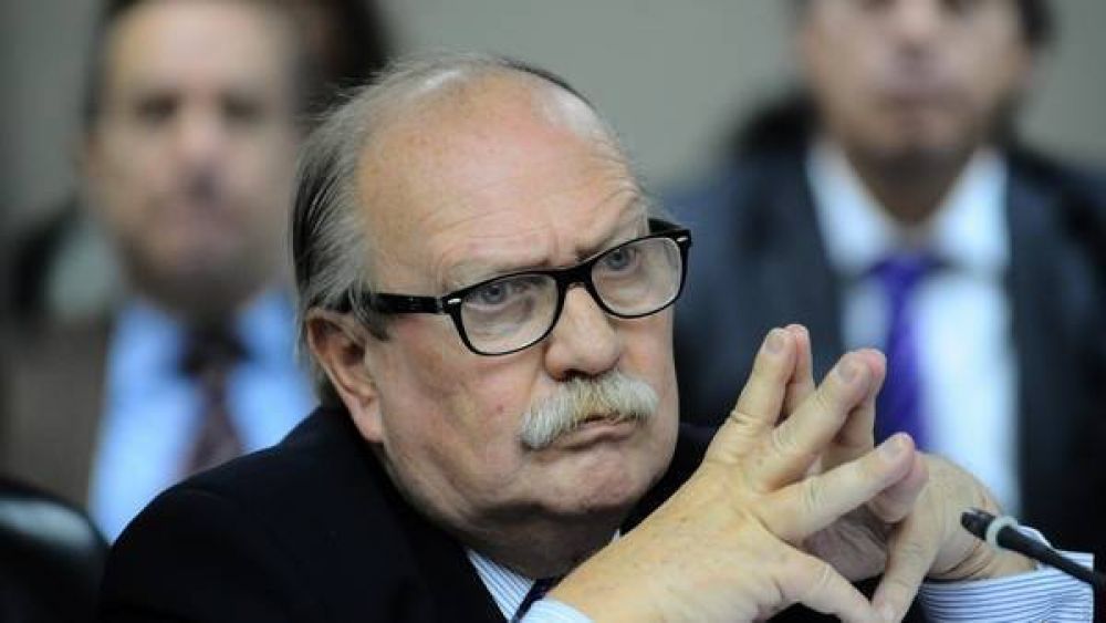 Rev�s para el Gobierno: apartan al pol�mico juez que reemplaz� a Cabral