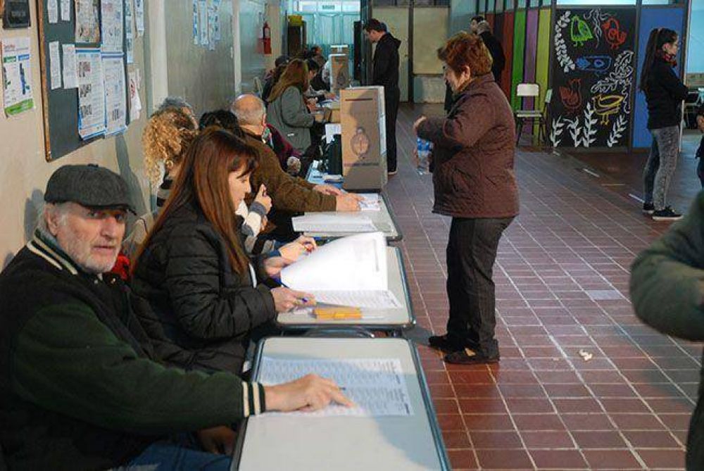 Scioli sac� 10 mil votos menos que los candidatos pampeanos