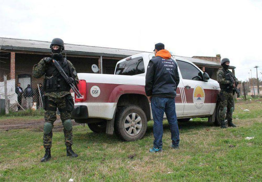 Se realizaron 14 allanamientos simultneos por drogas en Villa Constitucin