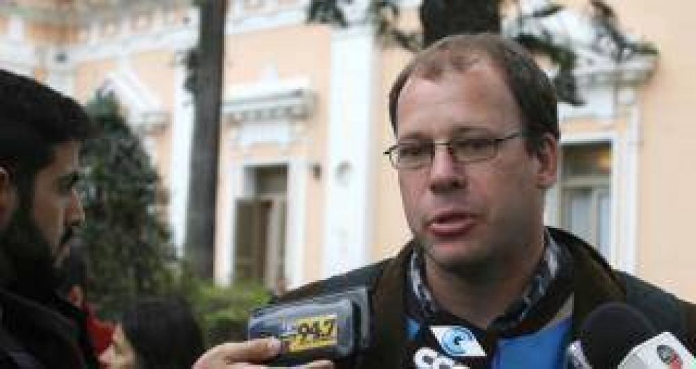 �Esperemos que no tengamos que llegar a 90 d�as de paro�