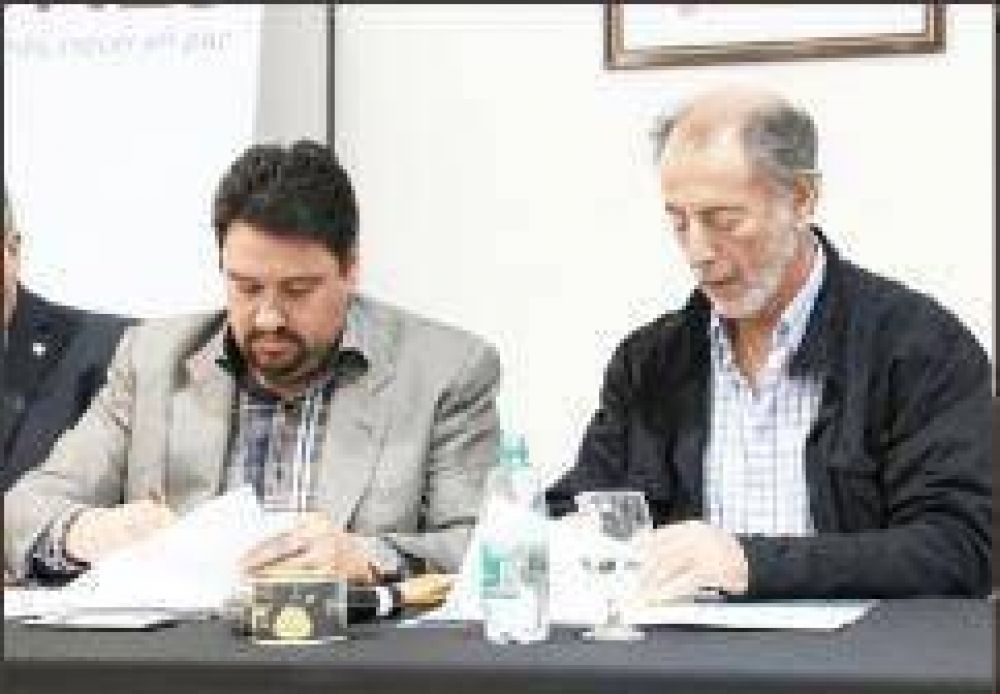 Misiones recibir� 13,4 millones de d�lares para programas de psicultura y electrificaci�n rural