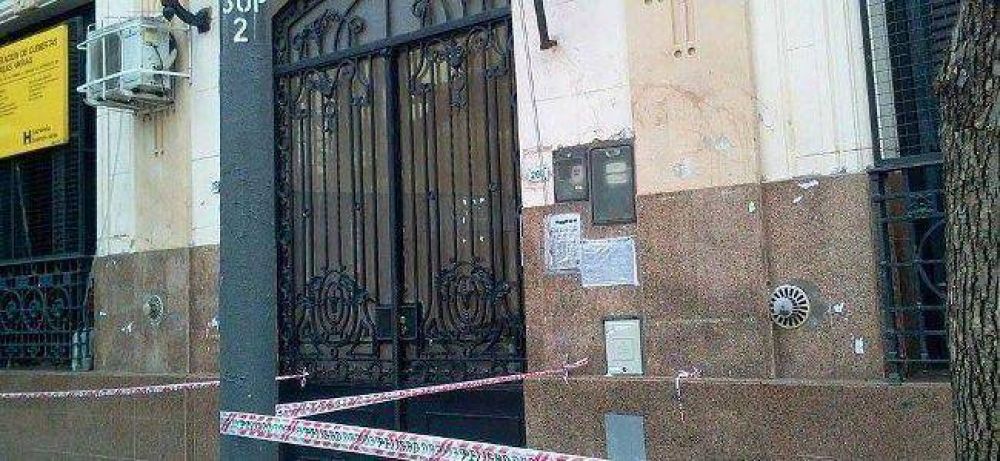 Escuela primaria sin clases, sin luz y con goteras