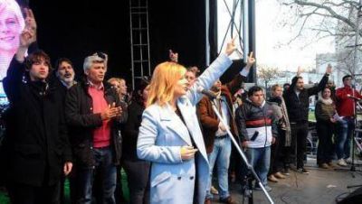 La duda en La Plata es a d�nde ir�n los votos de Saintout
