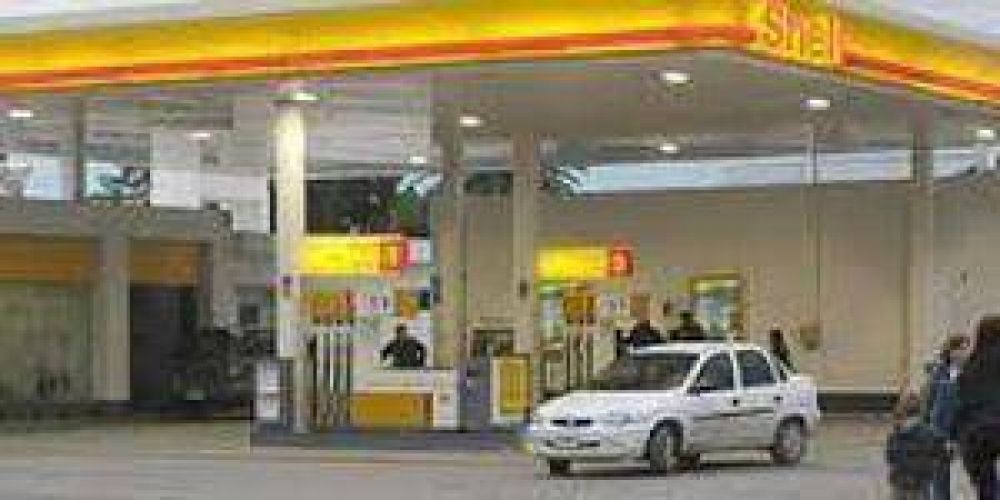 Estaciones de servicio �absorben� subas en combustibles