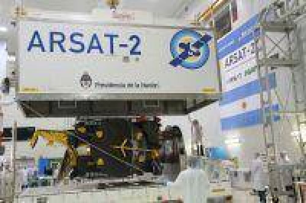 El ARSAT-2 ingres al contenedor en el que ser trasladado a Guayana Francesa