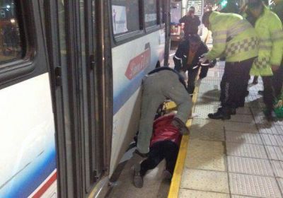 Una mujer perdi� el brazo en un accidente en el Metrobus Norte