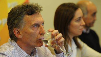 Macri y Vidal buscaron capitalizar la ausencia de Scioli y ofrecieron ayuda