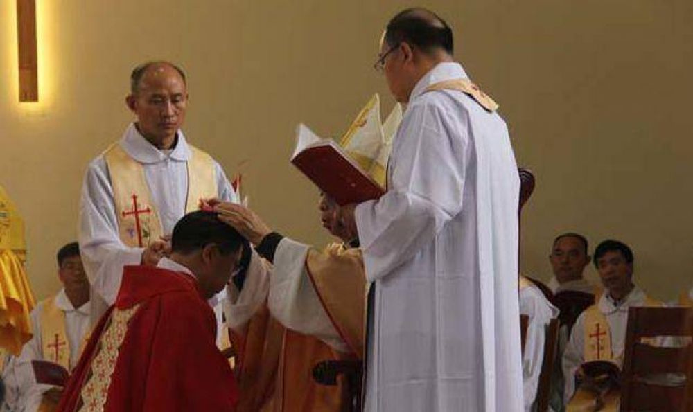 China ordenar a su segundo obispo con la aprobacin del Papa