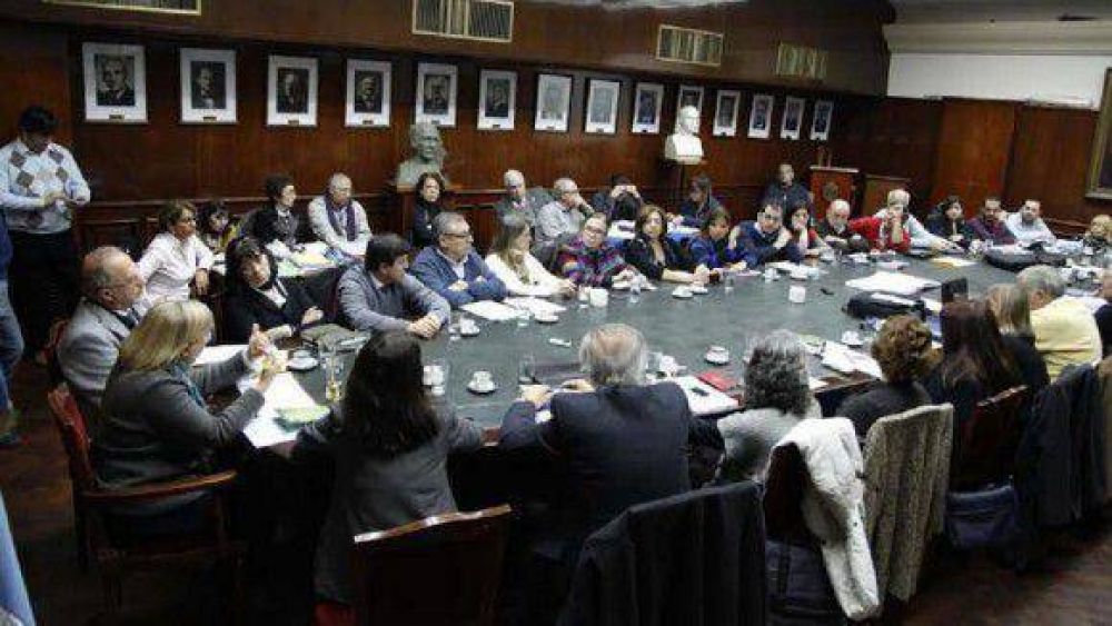 La UNT asegura que el Convenio Colectivo de Trabajo est� vigente