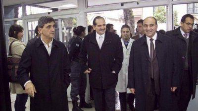 Yedlin: �A las cr�ticas de la oposici�n le respondemos con trabajo�