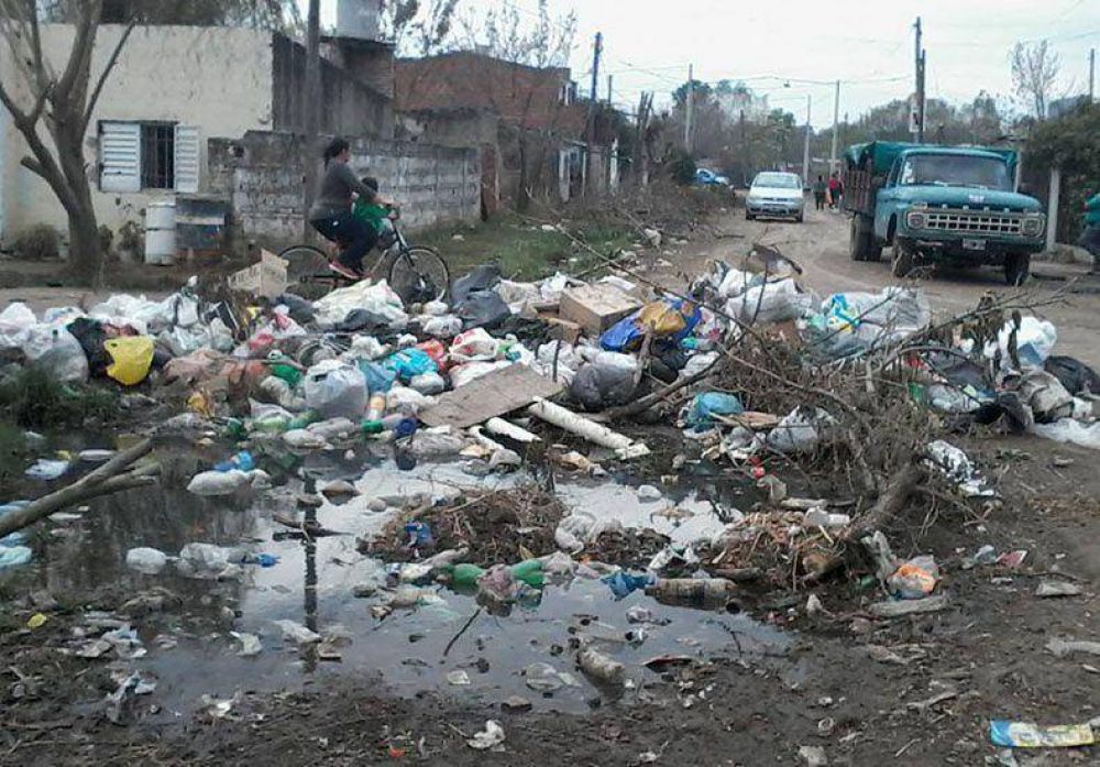 Para terminar con la basura en la calle, San Lorenzo colocar� cestos