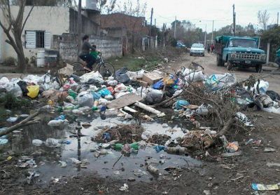 Para terminar con la basura en la calle, San Lorenzo colocar� cestos