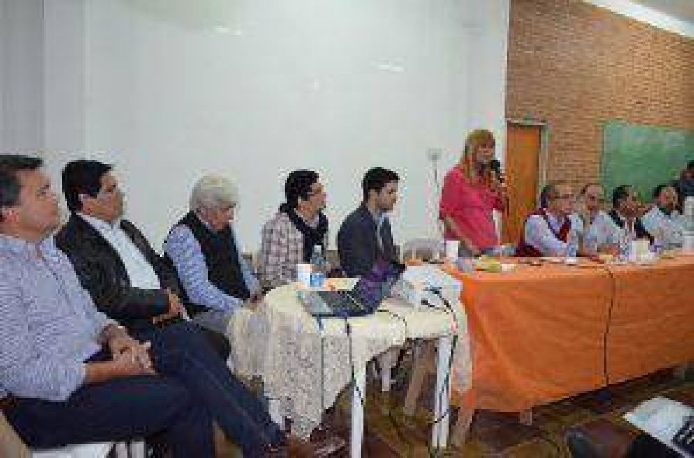 Ayala encabez encuentro regional de Vamos Chaco en Senz Pea