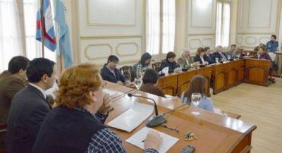 Ediles piden detalles a R�os por reuni�n con Ersa