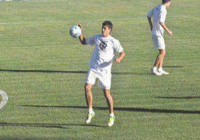 Sarmiento presentar�a dos cambios ante Olimpo