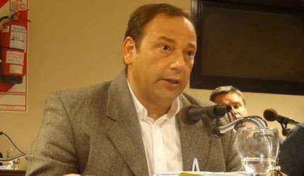 Petruccelli: �Solo los que sufren esta cat�strofe pueden explicar la situaci�n�