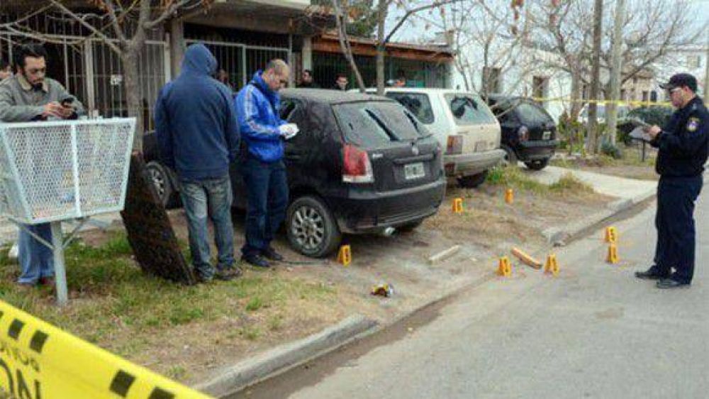 A balazos se disputan la tenencia de un nene de cinco a�os