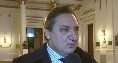 Encuentro de Genesini con Senadores provinciales