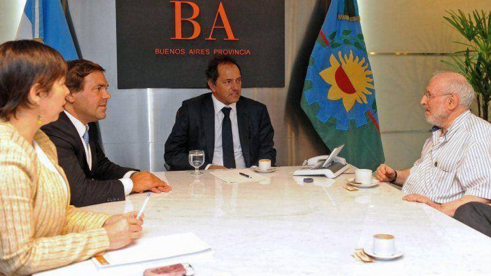 Los economistas de Scioli le respondieron a Macri: 