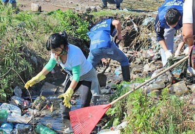 La C�mpora se mostr� en la ayuda a los inundados