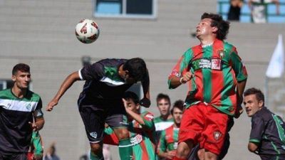 F�tbol local: Banfield, Deportivo Norte, C�rculo y Racing, a �semi�