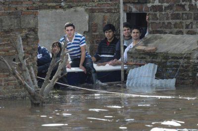 Nación duplicará la ayuda a los damnificados por las inundaciones